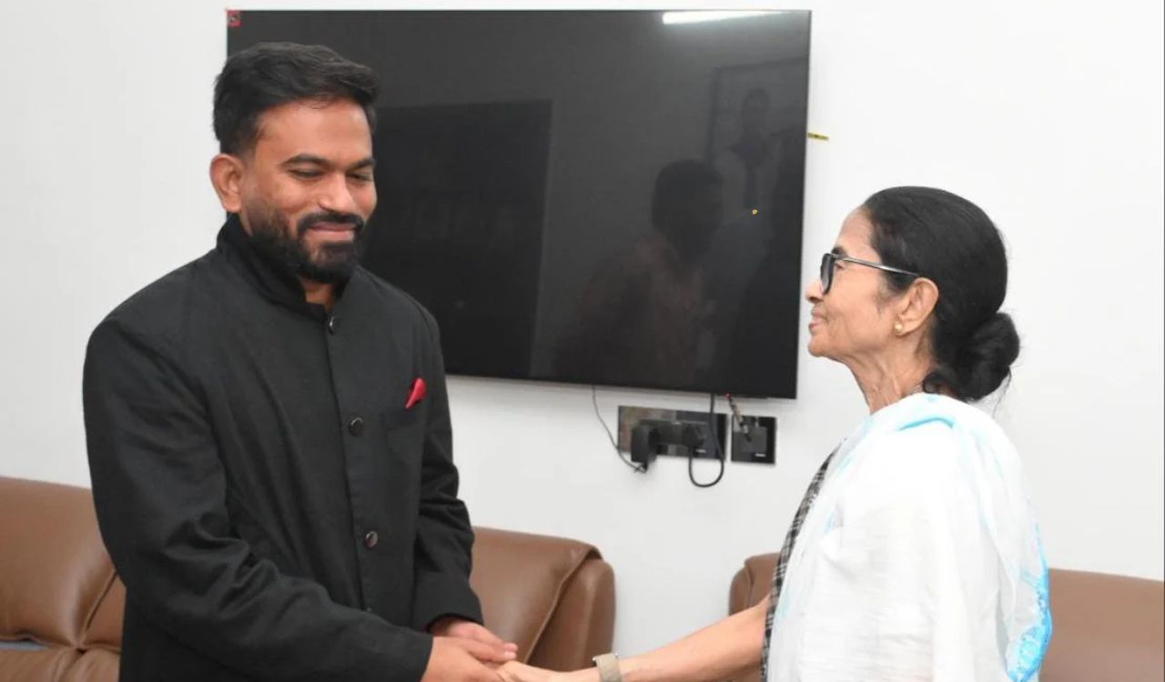 Mamata Banerjee praises CJP activists ahead of INDIA bloc rally at Ramlila Maidan