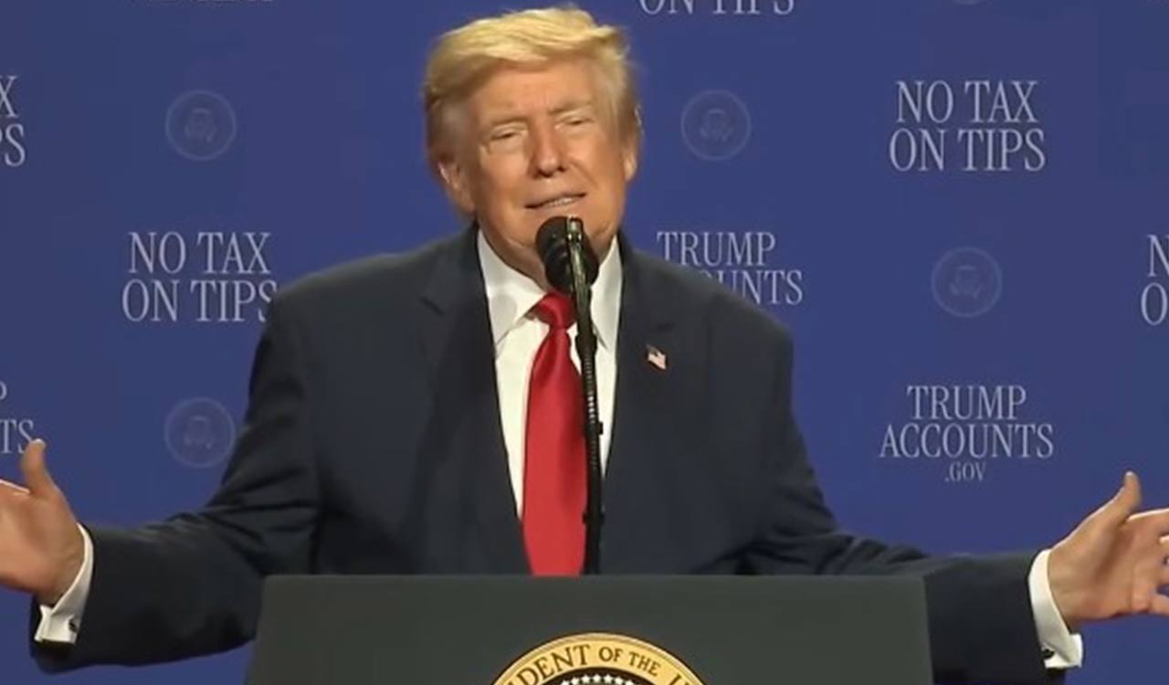 Trump warns Democratic victory in midterm elections could undo his gains