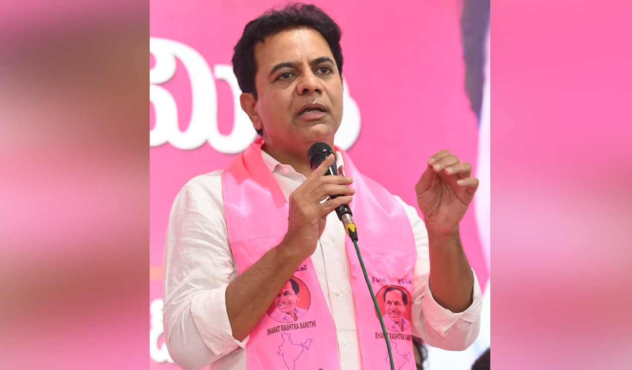 KTR questions IDBI Bank privatisation, demands transparency in valuation