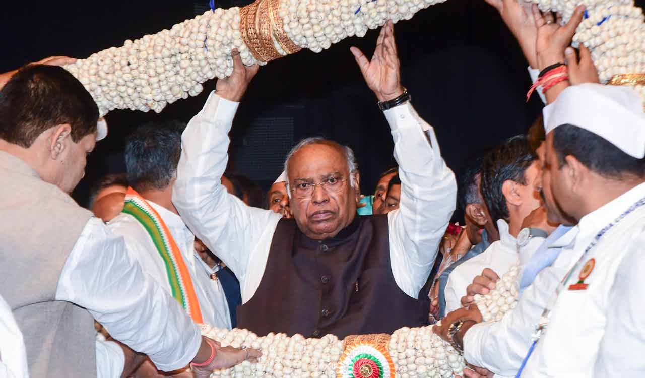 INDIA bloc’s ‘public impeachment’ of CEC to be held at Kharge’s residence on October 30