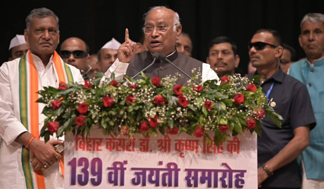 Kharge faces police complaint in Patna over controversial comment on Modi’s father