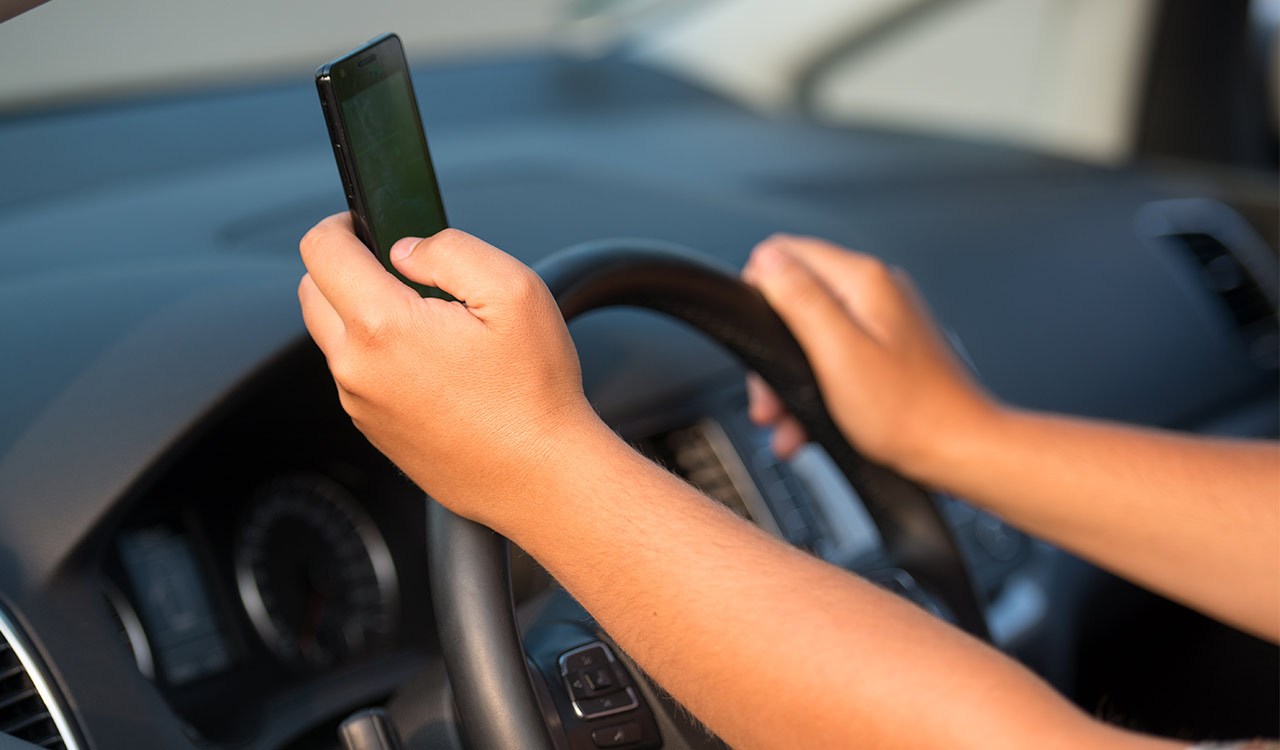 Hyderabad police warn against mobile phone use while driving