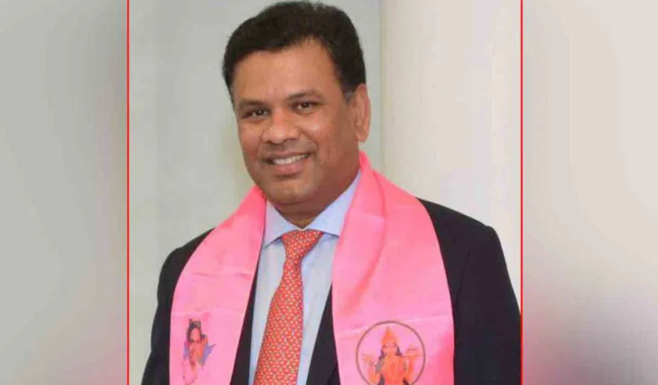 BRS global NRI wing backs legal notice to ‘Velugu’ over KCR report