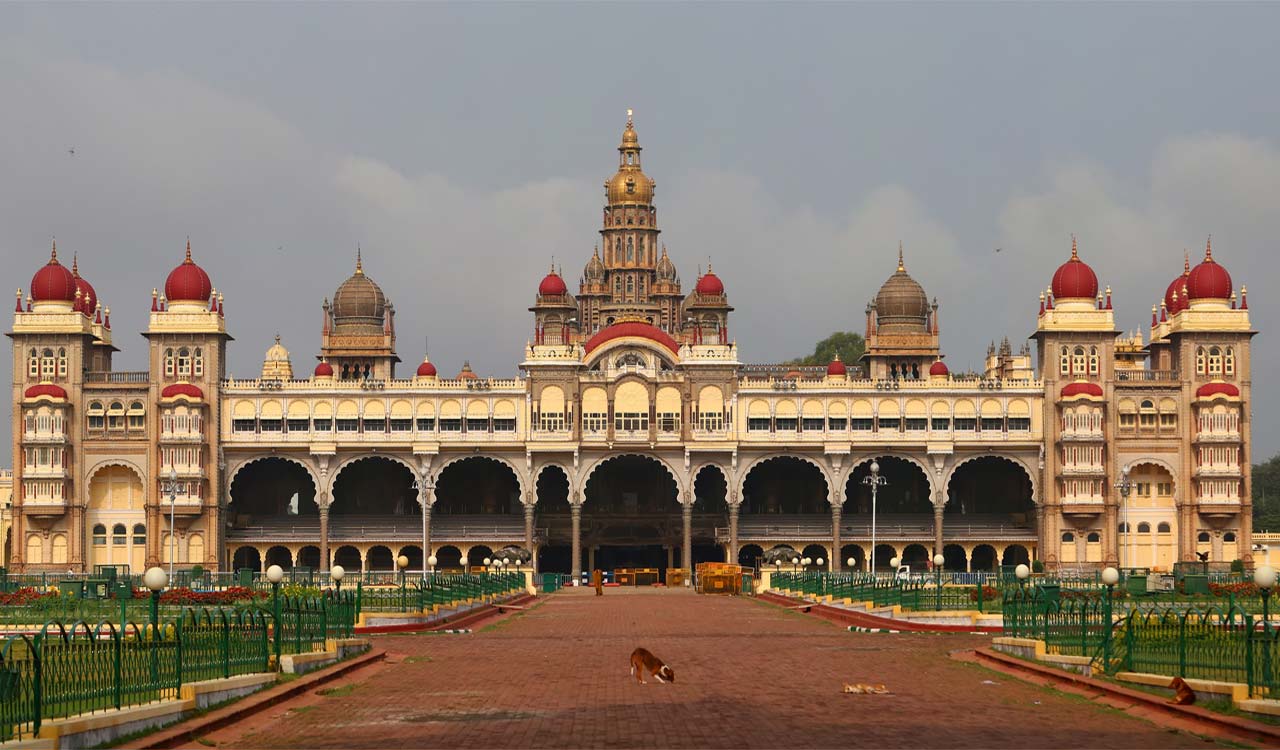 Mysuru royal family head expresses disappointment over Dussehra 2026 management