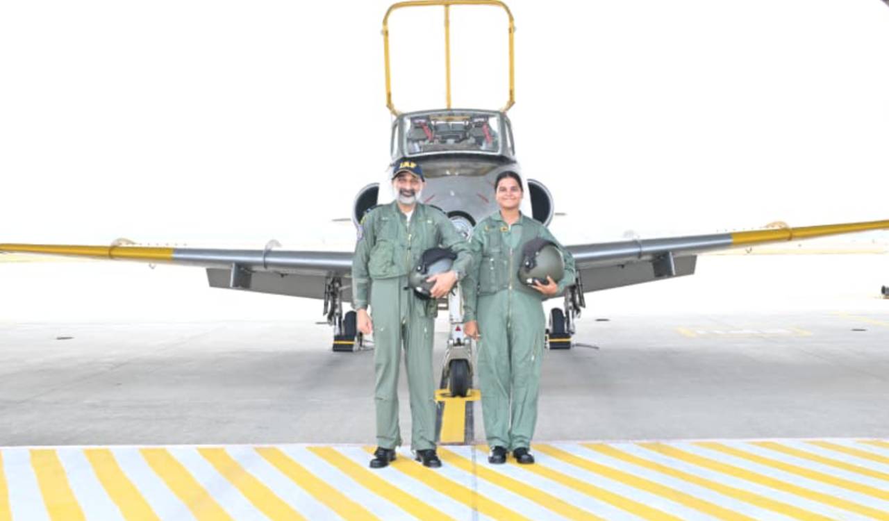 Telangana NCC cadet flies sortie with IAF Chief