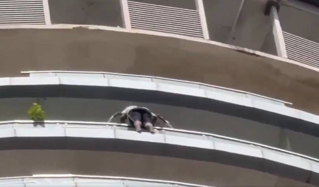 Man allegedly dies by suicide at Noida’s Supernova Spyra