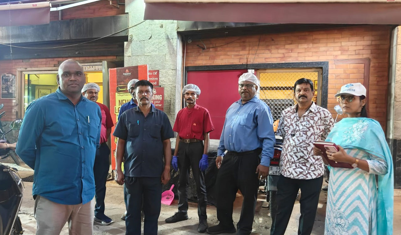 Hyderabad: Paradise Hotel fined Rs 20,000 for wasting drinking water