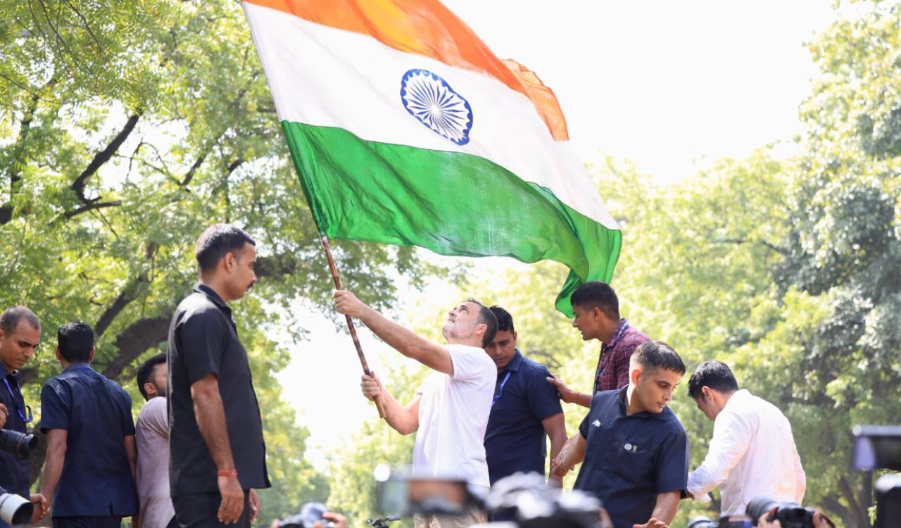 INDIA bloc leaders led by Rahul Gandhi stage sit-in near ECI office