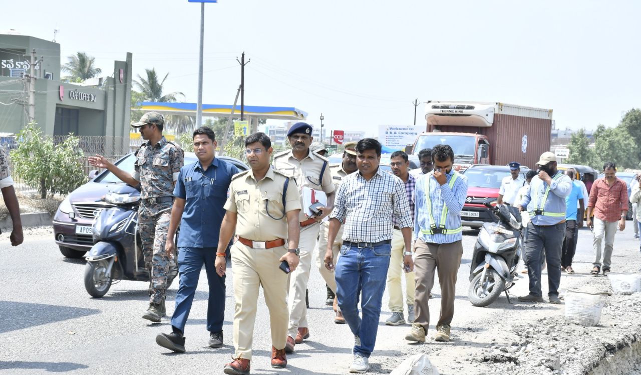 Sangareddy SP asks contractor to speed up NH-65 widening works