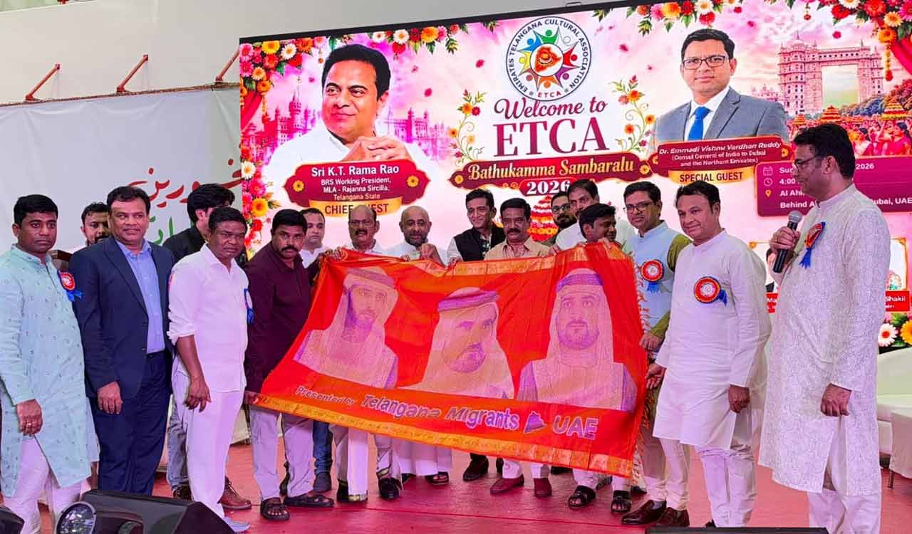 Sircilla weaver creates handloom shawl featuring portraits of Dubai’s ruling family