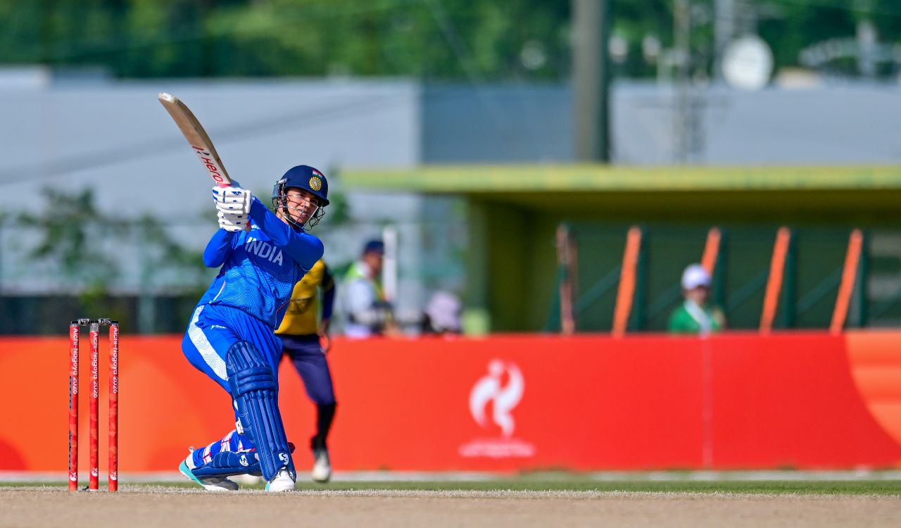 Smriti Mandhana takes charge of India with calm leadership and tactical clarity