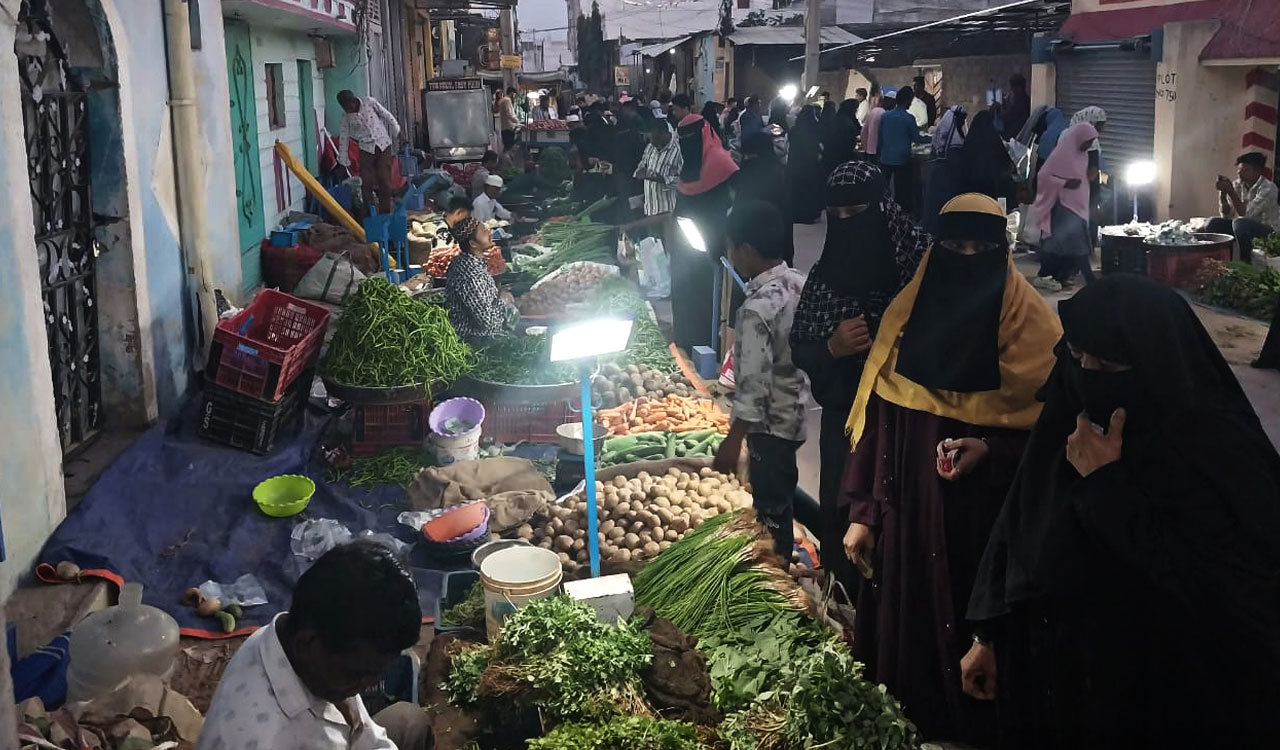 Tai Bazari fee collection continues in Jalpally despite GHMC merger