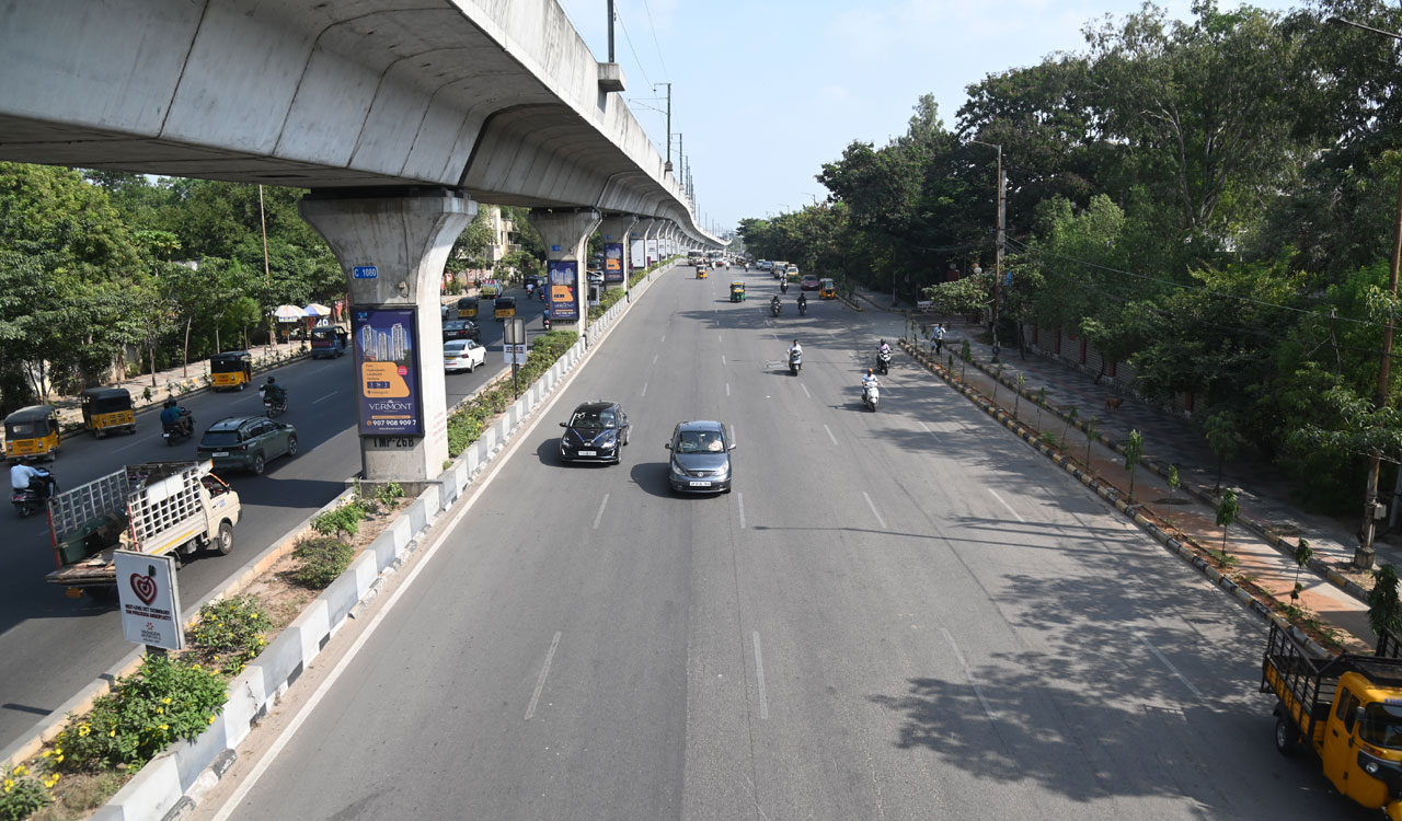 Hyderabad sees lighter traffic as residents leave for Dasara