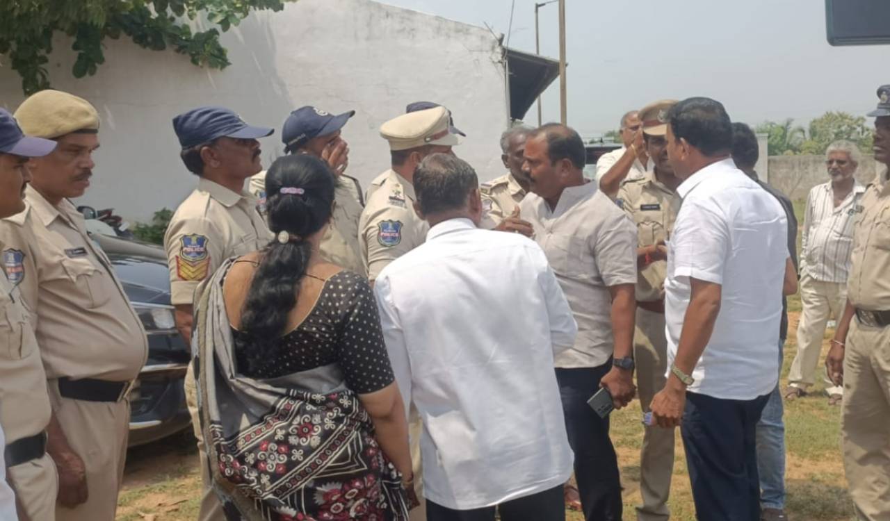 Nagarkurnool double-bedroom house allotment triggers row, BRS leader detained